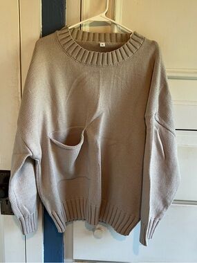 SHEIN Beige Scoopneck Pocket-Front Sweater